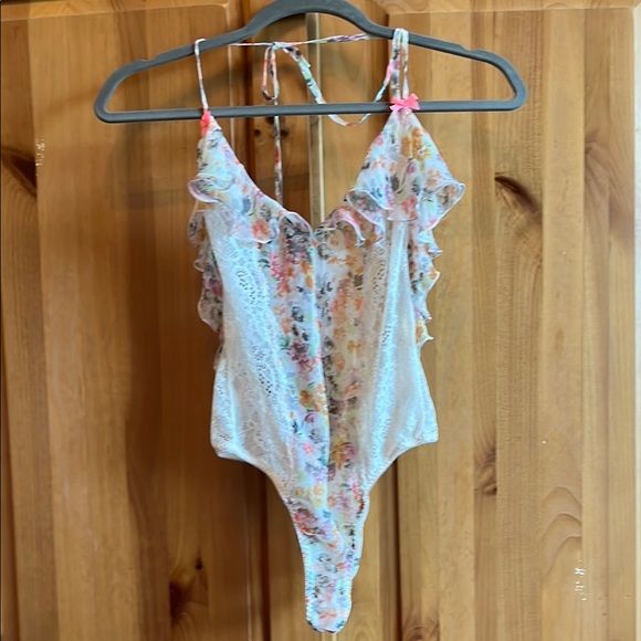 Victoria's Secret Other - Victoria's Secret Floral Lace Chemise - Pink and White